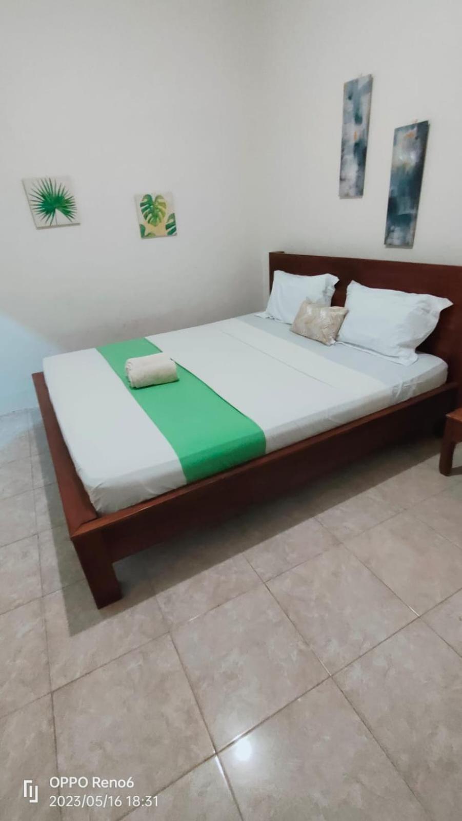 Pineapple Guest House Gili Air Szoba fotó